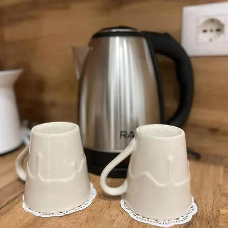 Lory Boutique * 地拉那