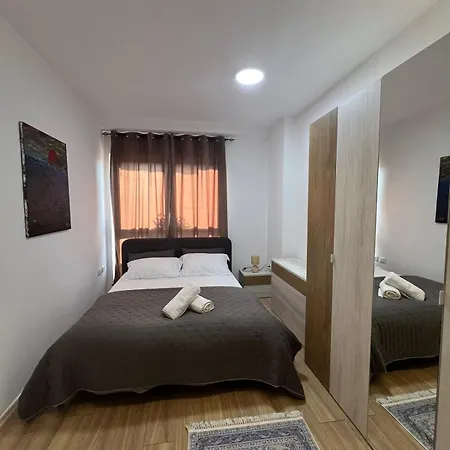 Lägenhet Lory Boutique